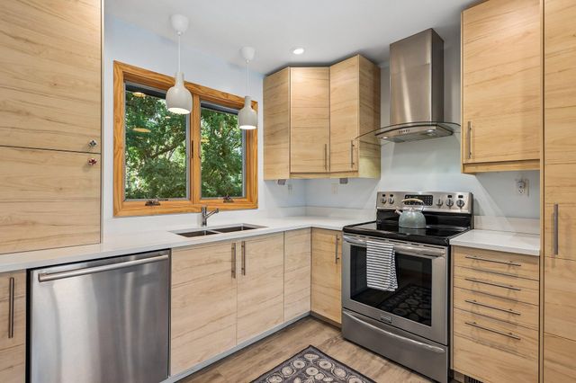 10256 Kismet Lane N, Stillwater, MN 55082
