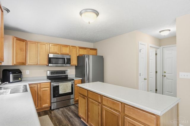 8777 Woolstone Court, Hamilton Twp, OH 45039