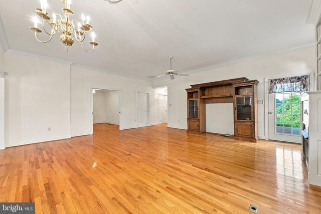 607 KESTREL CT, Woodstock, VA 22664