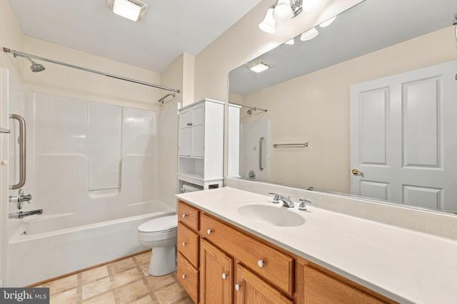 607 KESTREL CT, Woodstock, VA 22664