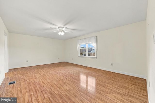 607 KESTREL CT, Woodstock, VA 22664