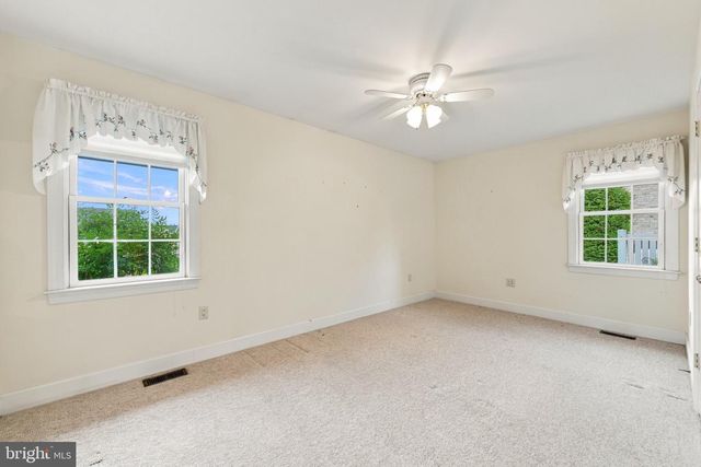 607 KESTREL CT, Woodstock, VA 22664