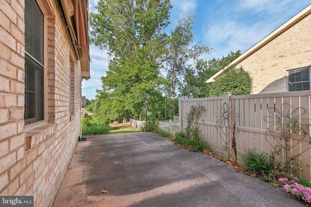 607 KESTREL CT, Woodstock, VA 22664