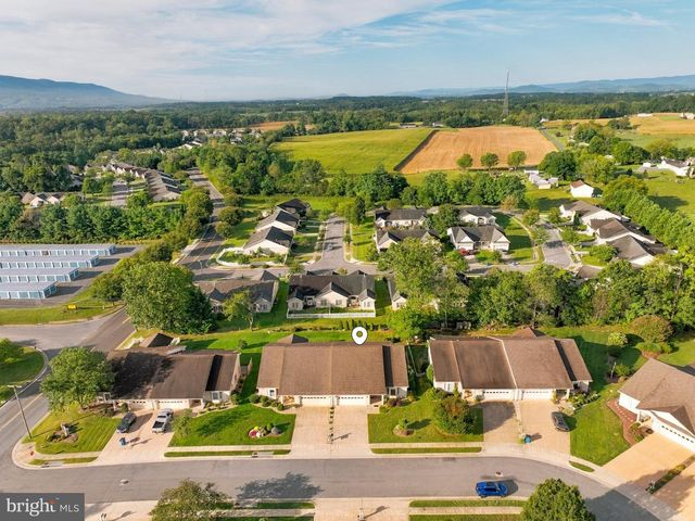 607 KESTREL CT, Woodstock, VA 22664