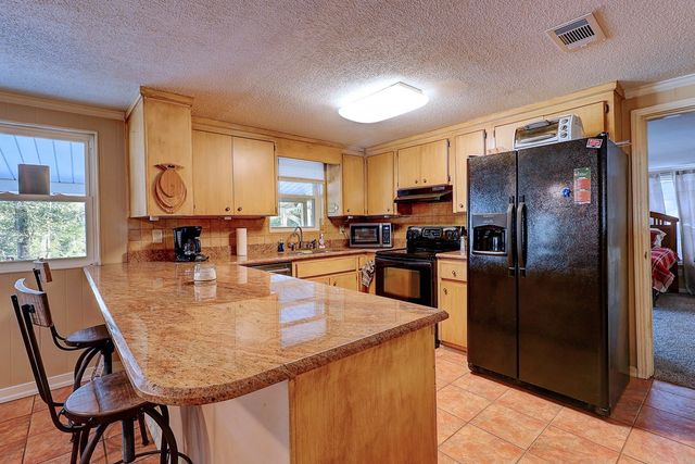 883 Mill Creek Rd, Abbeville, AL 36310