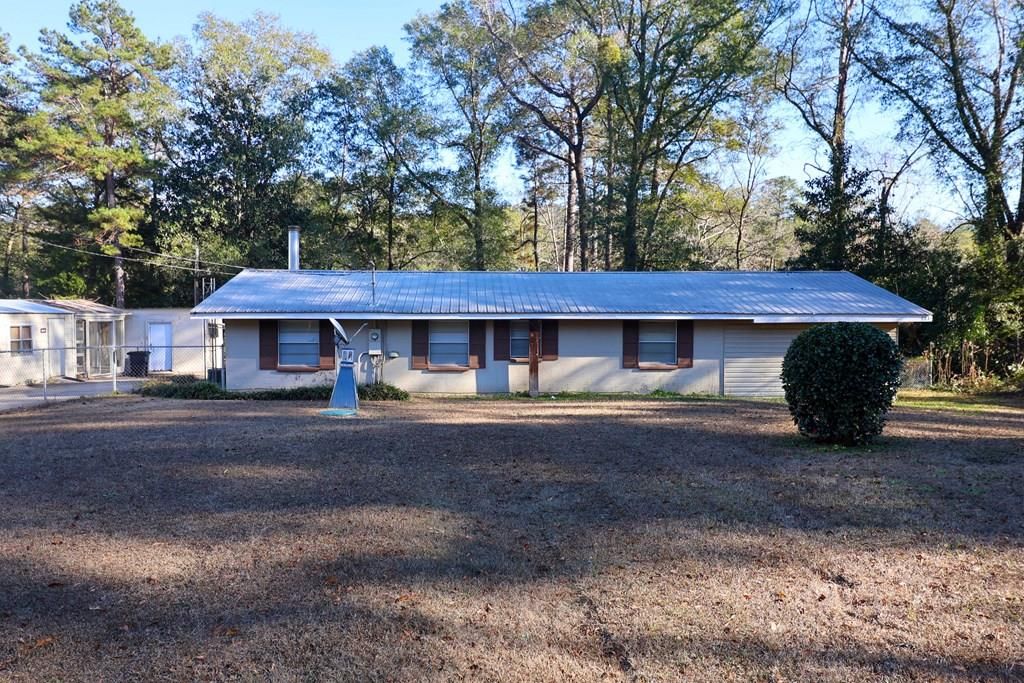 883 Mill Creek Rd, Abbeville, AL 36310