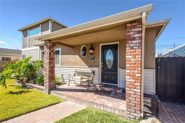 1911 N Fairview Street, Burbank, CA 91505