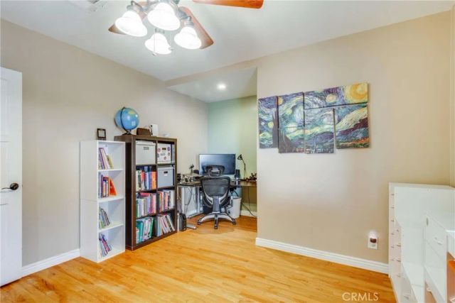 1911 N Fairview Street, Burbank, CA 91505