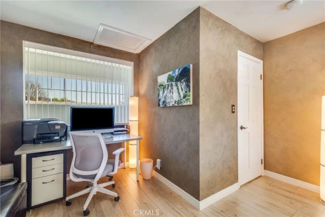 1911 N Fairview Street, Burbank, CA 91505