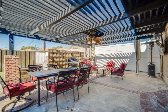 1911 N Fairview Street, Burbank, CA 91505