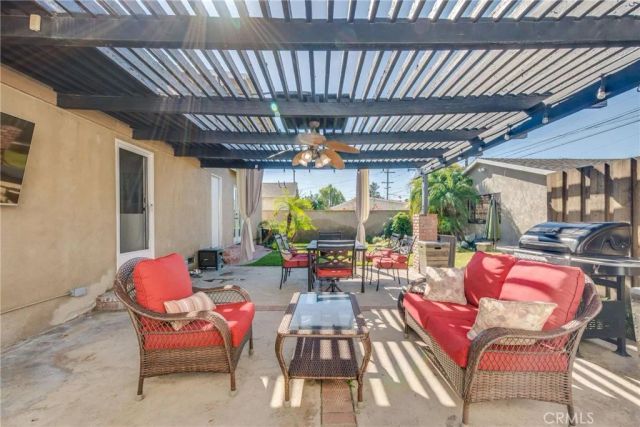 1911 N Fairview Street, Burbank, CA 91505