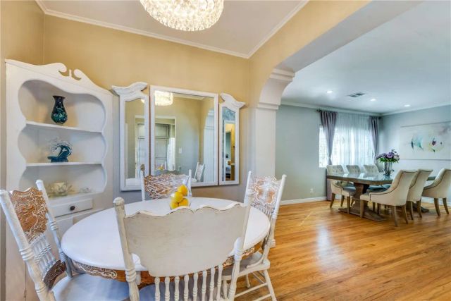 1911 N Fairview Street, Burbank, CA 91505