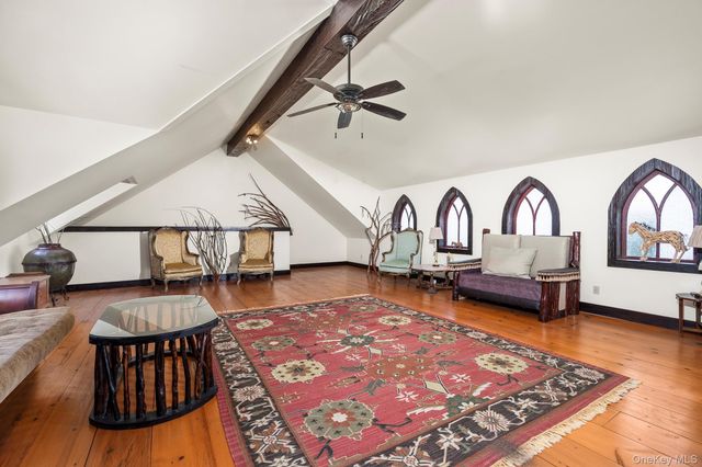 165 Drake Road, Pleasant Valley, NY 12569