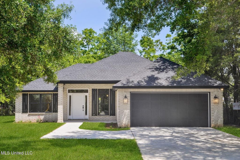 19663 Wallace Way, Saucier, MS 39574