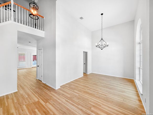 8906 BRAE RIDGE DR, San Antonio, TX 78249