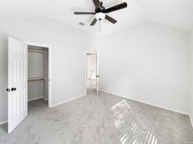 8906 BRAE RIDGE DR, San Antonio, TX 78249