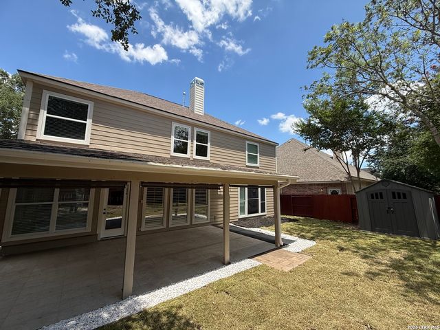 8906 BRAE RIDGE DR, San Antonio, TX 78249