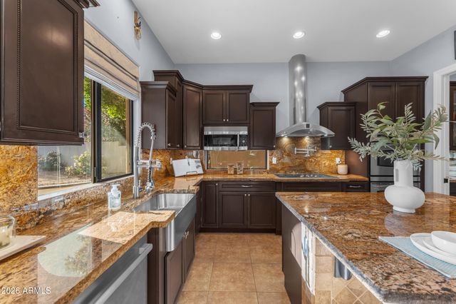 16417 S 23RD Way, Phoenix, AZ 85048