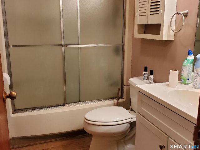 65 Vernon Road, East Hartford, CT 06108