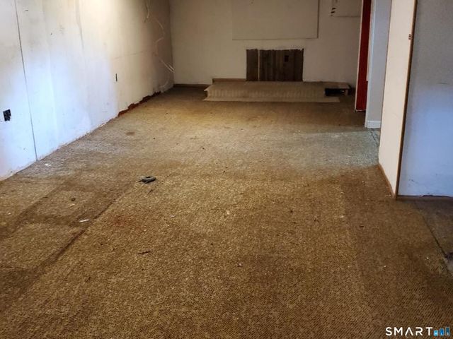 65 Vernon Road, East Hartford, CT 06108