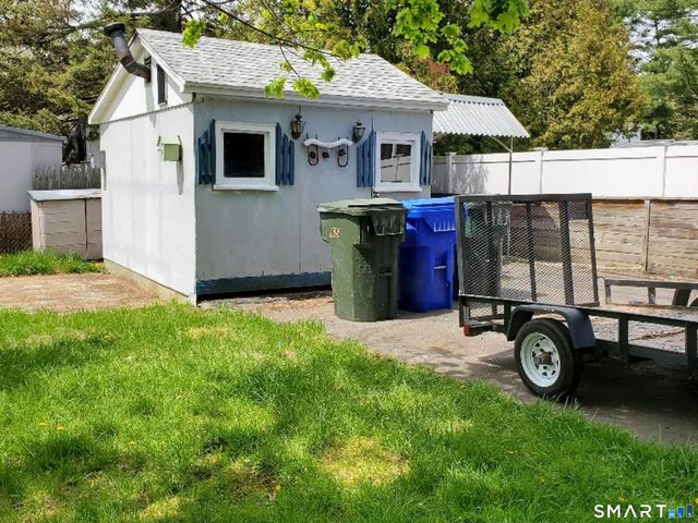 65 Vernon Road, East Hartford, CT 06108