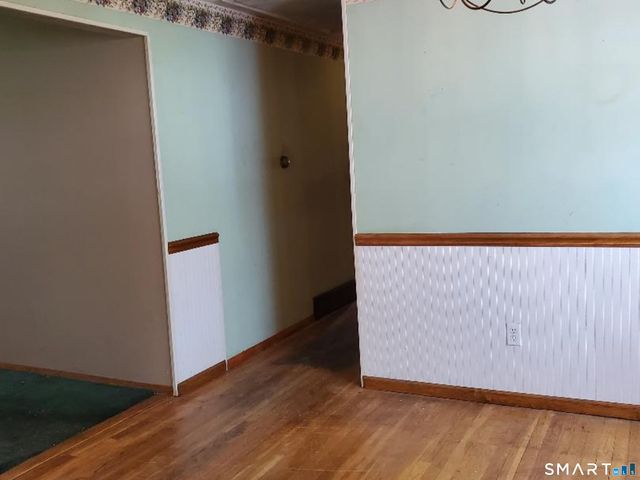 65 Vernon Road, East Hartford, CT 06108