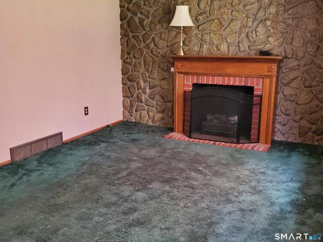 65 Vernon Road, East Hartford, CT 06108