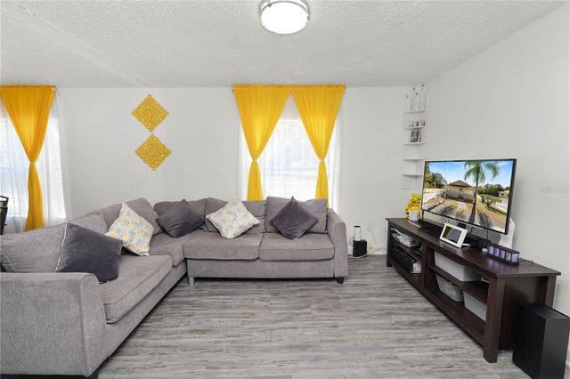 1239 AVENUE K, Haines City, FL 33844