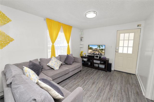 1239 AVENUE K, Haines City, FL 33844