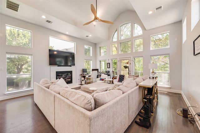 4926 Homer Street, Dallas, TX 75206