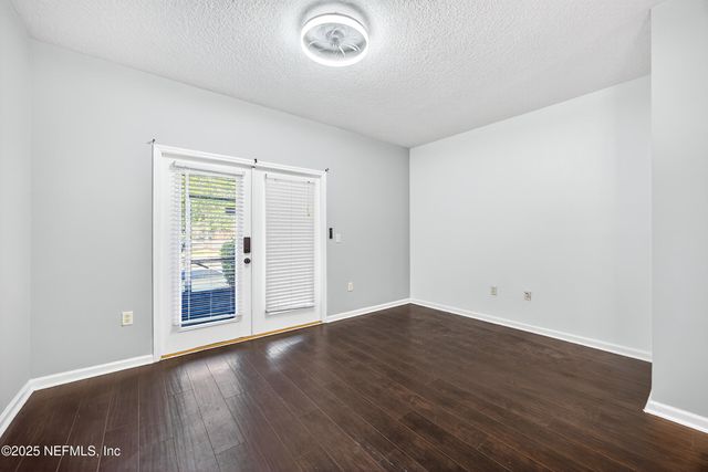 1472 PITNEY Circle, Jacksonville, FL 32225