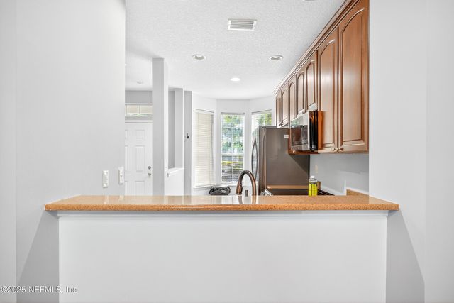 1472 PITNEY Circle, Jacksonville, FL 32225