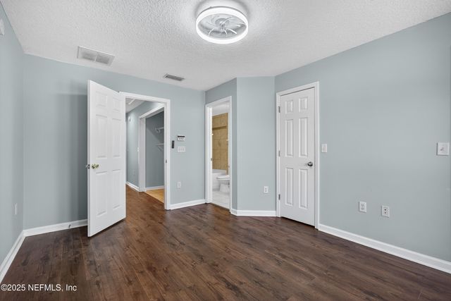 1472 PITNEY Circle, Jacksonville, FL 32225