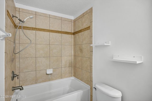 1472 PITNEY Circle, Jacksonville, FL 32225