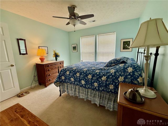 2570 King Arthur Way, Beavercreek, OH 45431