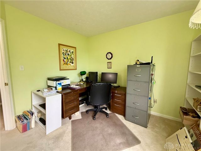 2570 King Arthur Way, Beavercreek, OH 45431