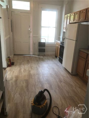 528 E Bolton Street 528, Savannah, GA 31401