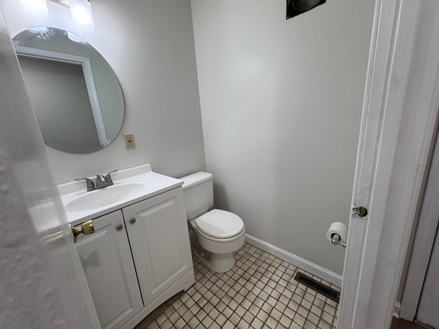 168 Pine Street 2, Danvers, MA 01923