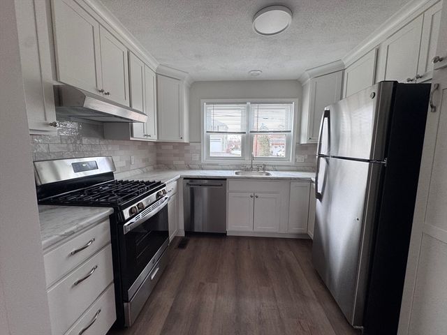 168 Pine Street 2, Danvers, MA 01923