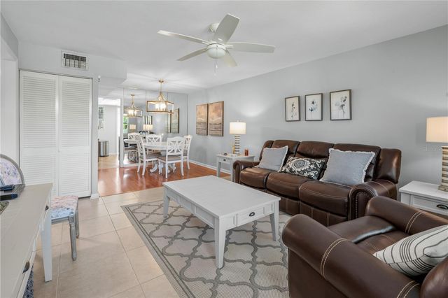 7801 11TH STREET N 302, St Petersburg, FL 33702