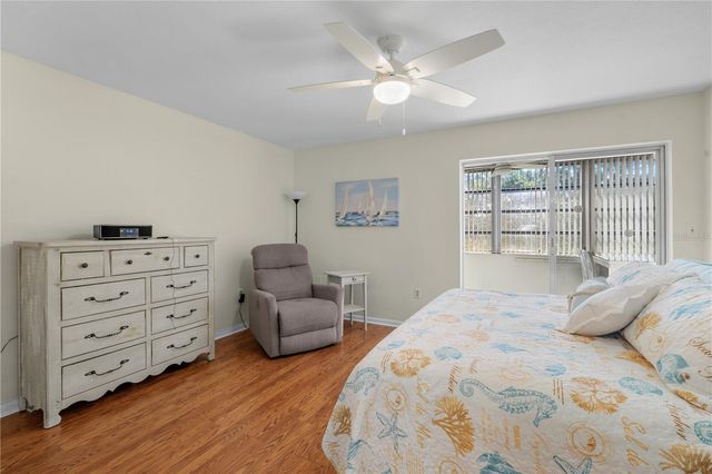 7801 11TH STREET N 302, St Petersburg, FL 33702