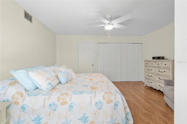 7801 11TH STREET N 302, St Petersburg, FL 33702