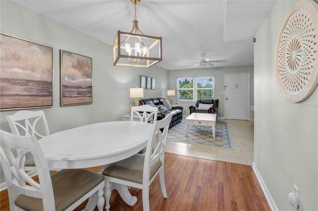 7801 11TH STREET N 302, St Petersburg, FL 33702