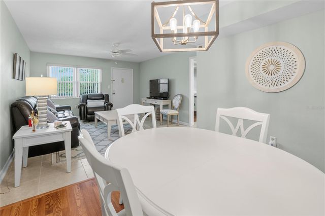7801 11TH STREET N 302, St Petersburg, FL 33702