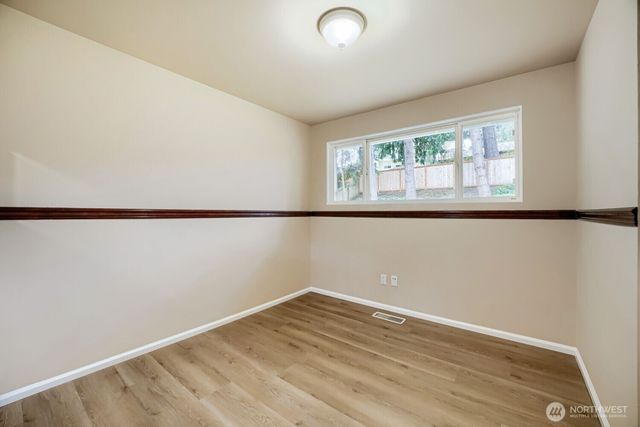 58 157th Avenue SE, Bellevue, WA 98008