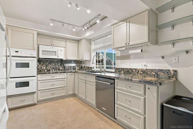 1137 Mona Place, El Cajon, CA 92020