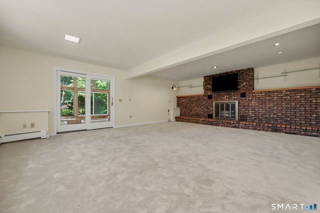 469 Shelton Avenue, Shelton, CT 06484