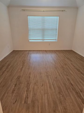 9919 Kingston Liberty Lane, Baytown, TX 77521