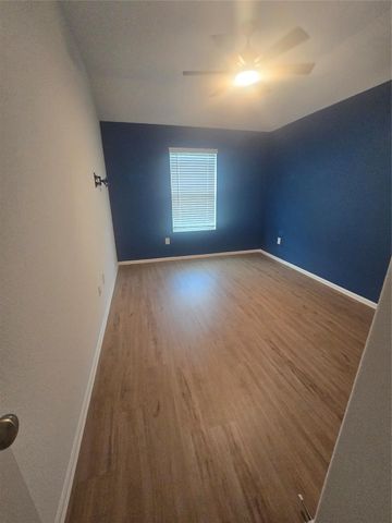 9919 Kingston Liberty Lane, Baytown, TX 77521