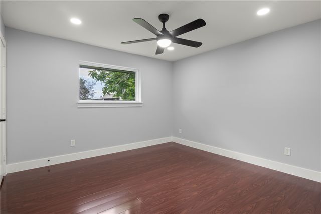 600 Pierce Road, Red Oak, TX 75154